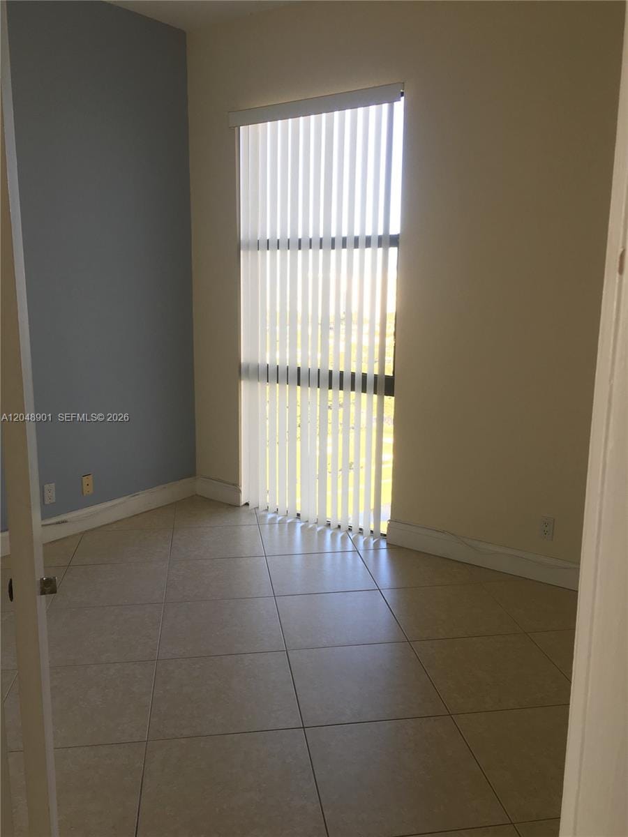 20379 W Country Club Drive PH-32 — photo 6