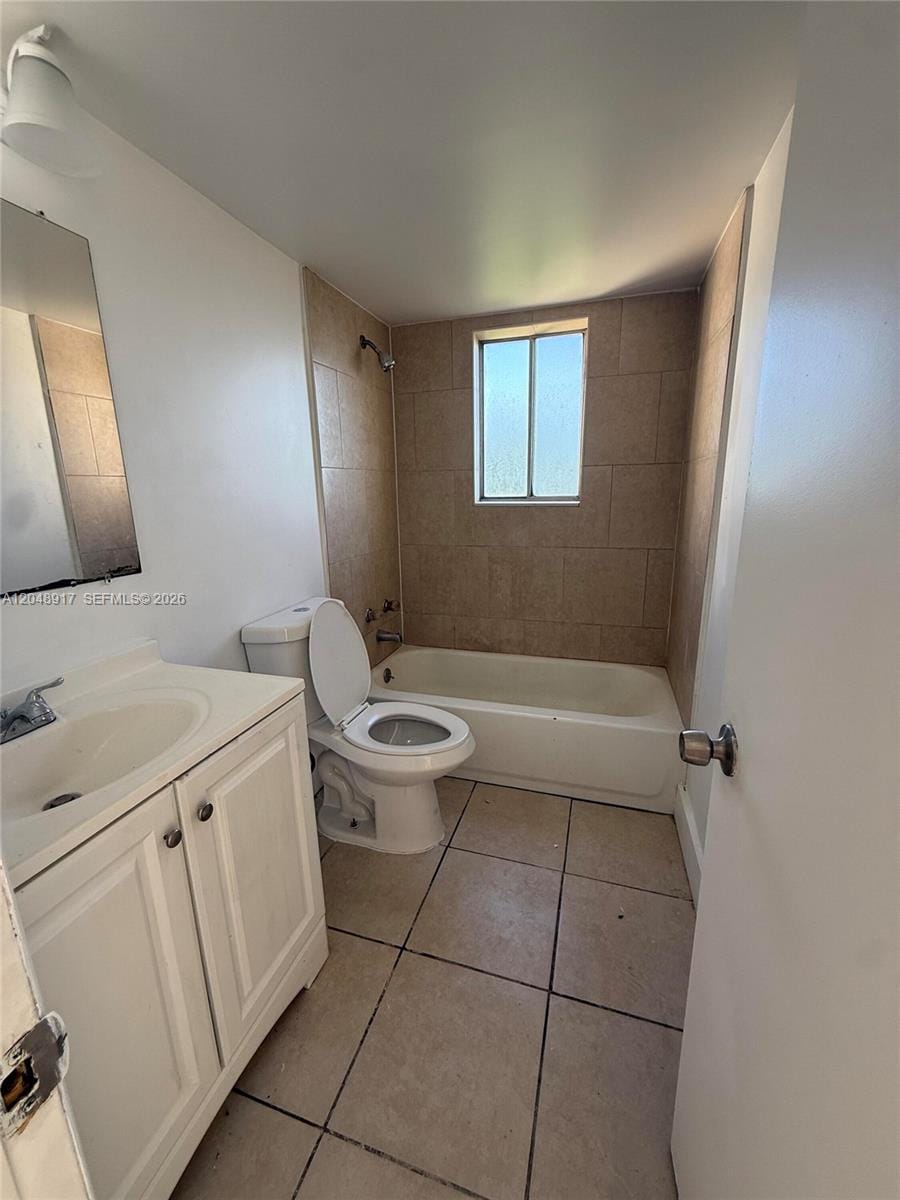 2830 Somerset Drive 402N — photo 6