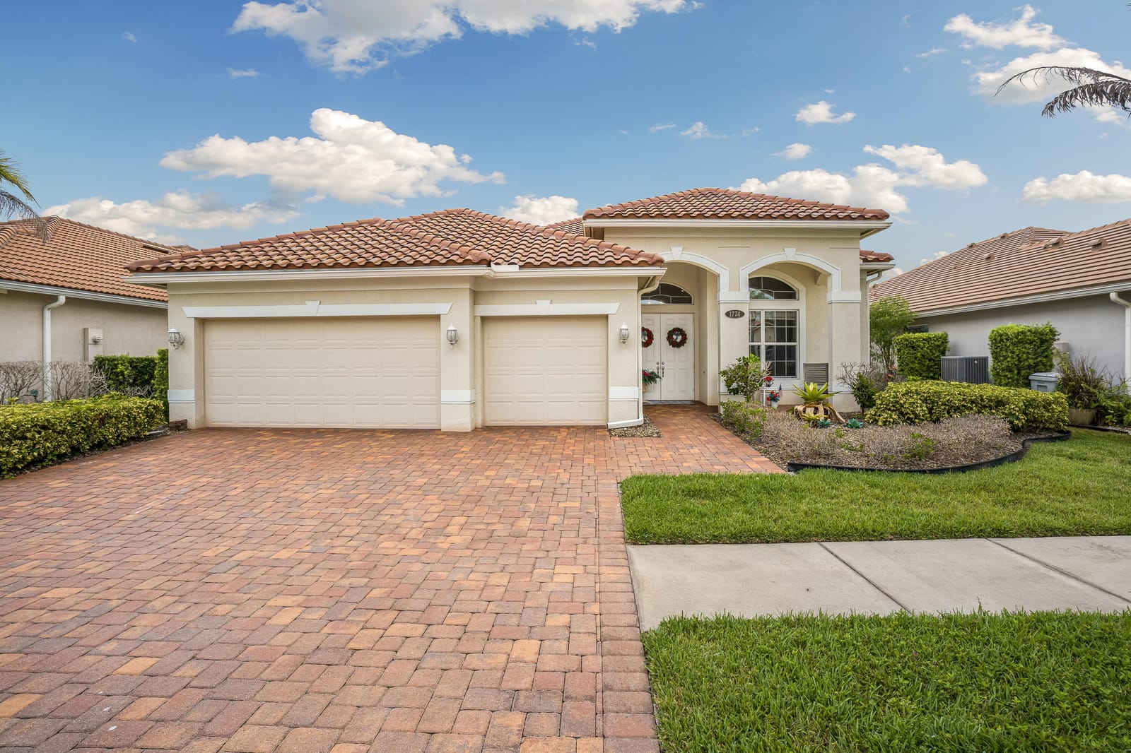1774 Belmont Circle SW — photo 8