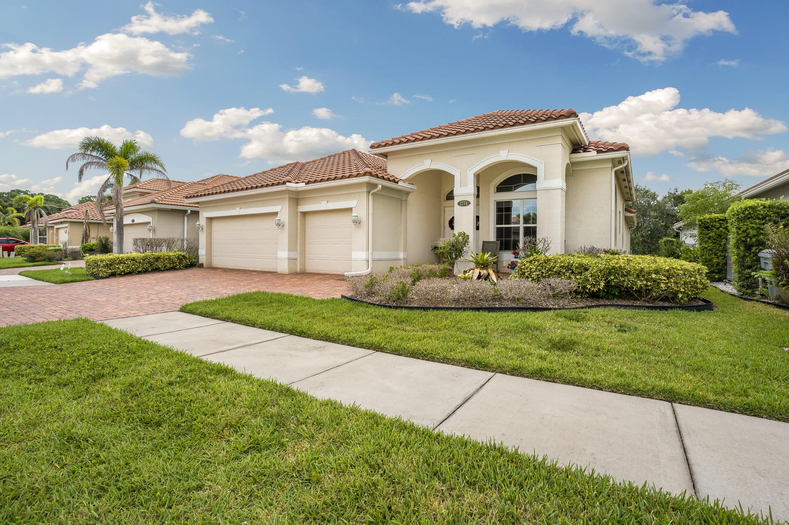1774 Belmont Circle SW — photo 10