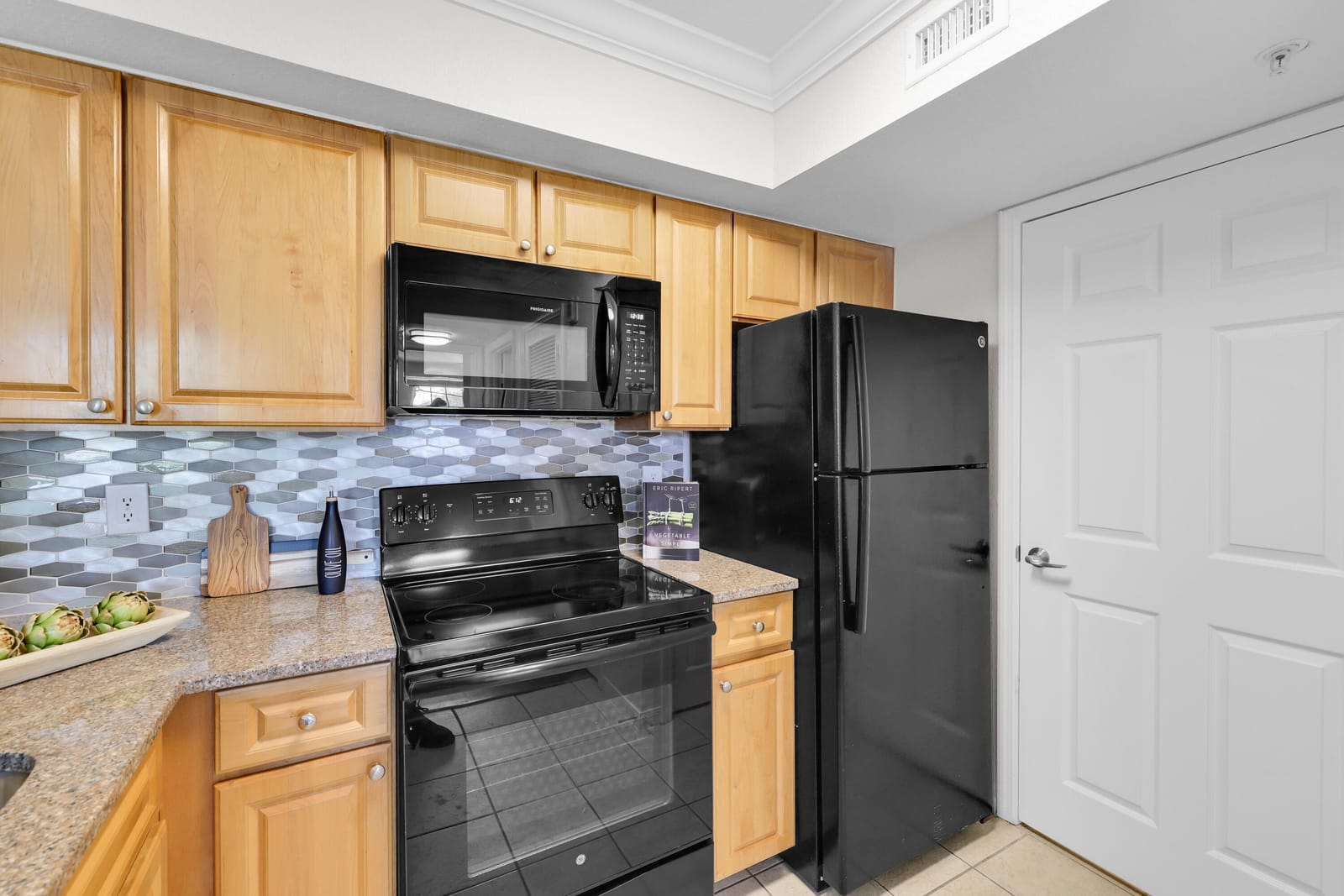 15035 Michelangelo Boulevard 303 — photo 9