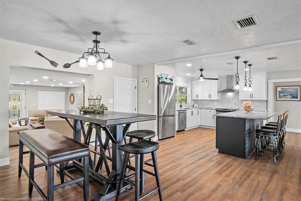 564 Lake June Road — photo 8