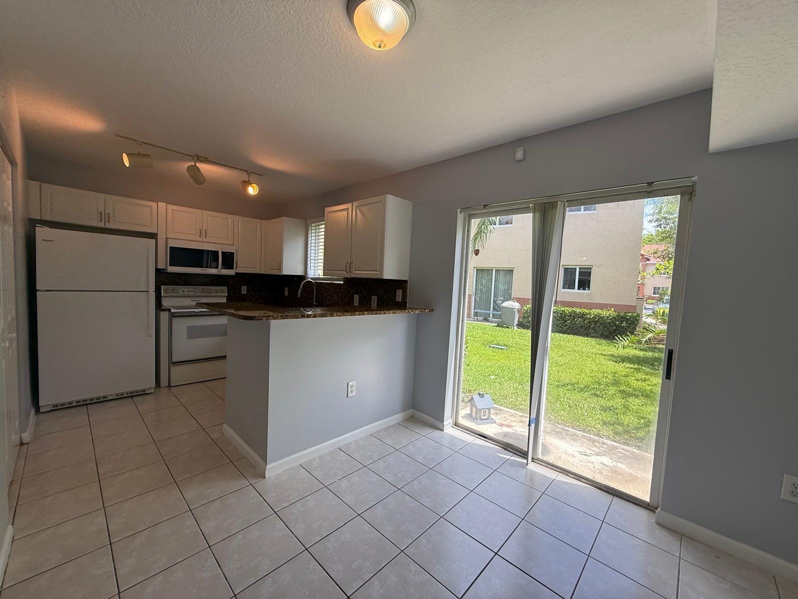 3481 Briar Bay Boulevard 101 — photo 5