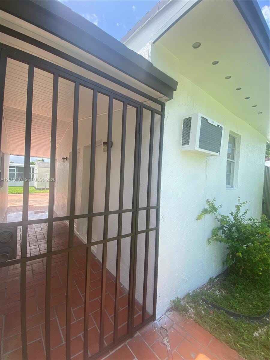 15130 Tyler Street Back