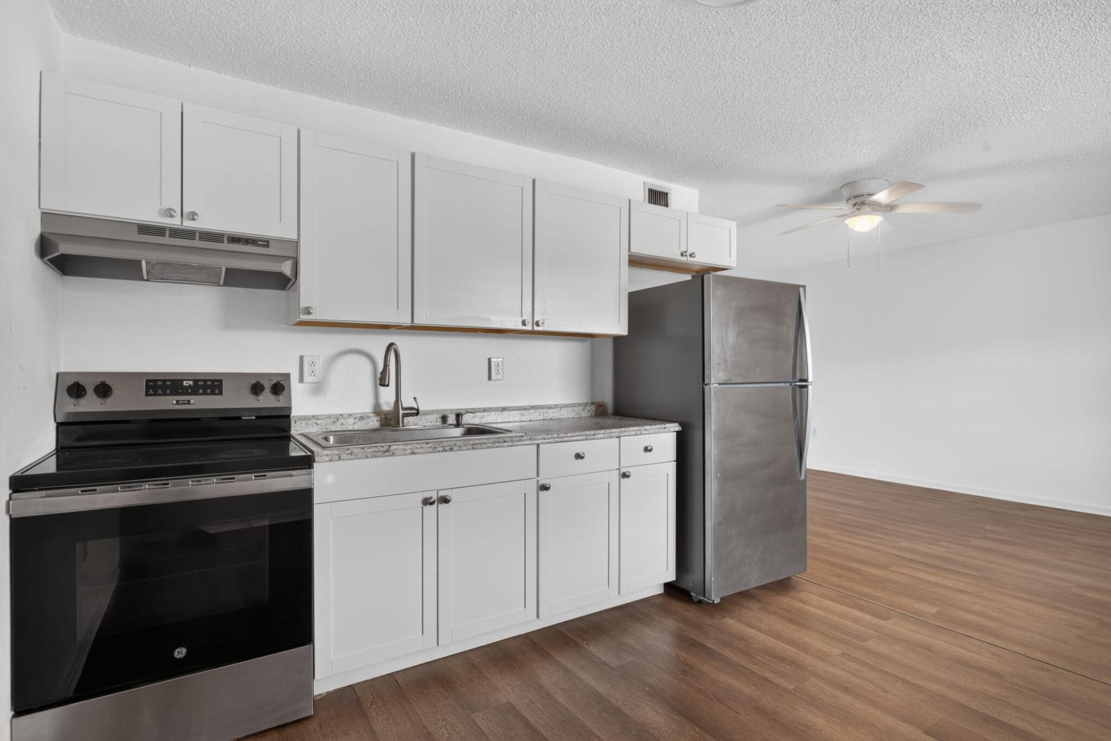 1300 NW 2nd Avenue 12, Pompano Beach, FL 33060 photo 3