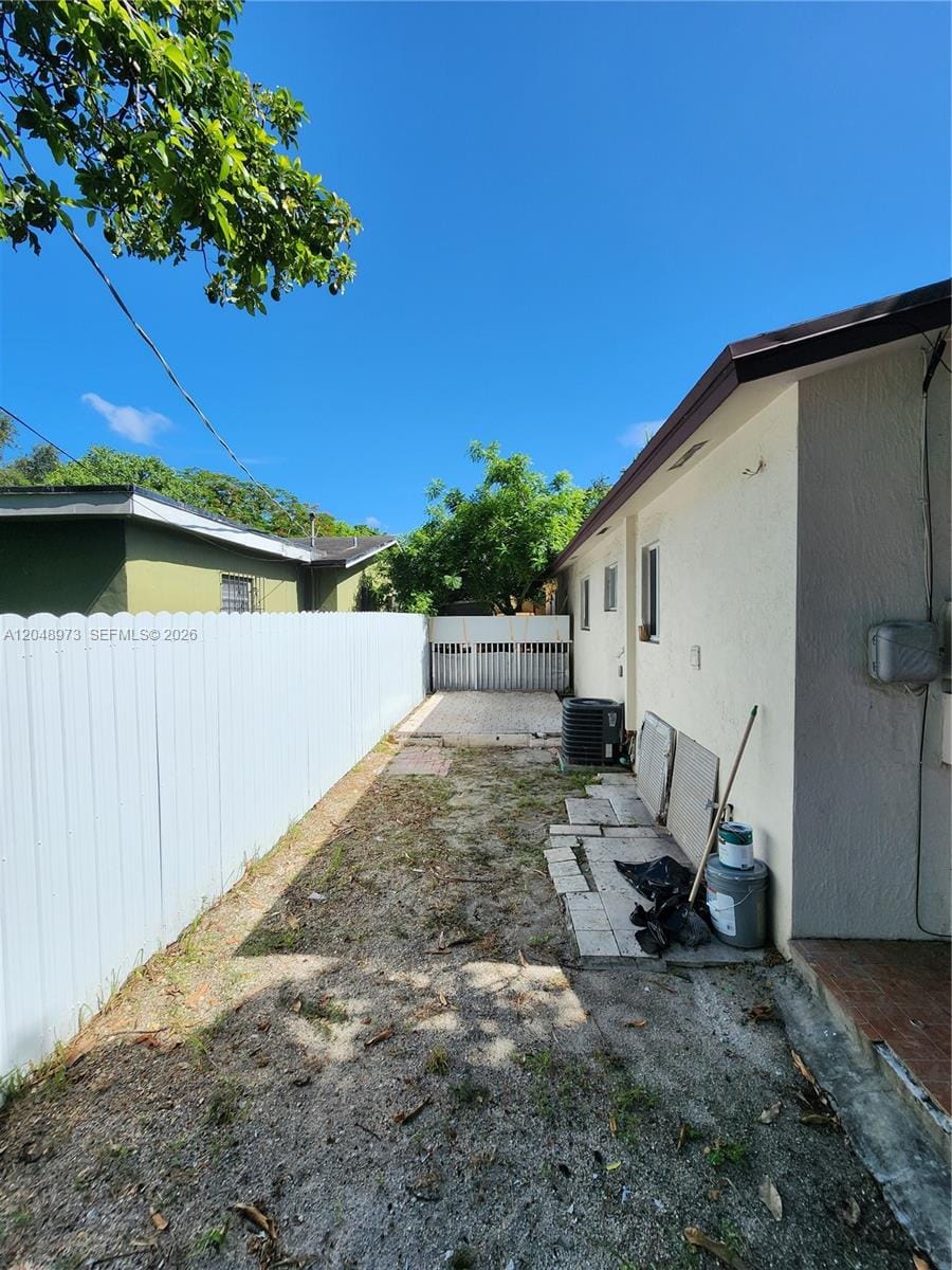 1097 NW 38th Street, Miami, FL 33127 photo 15