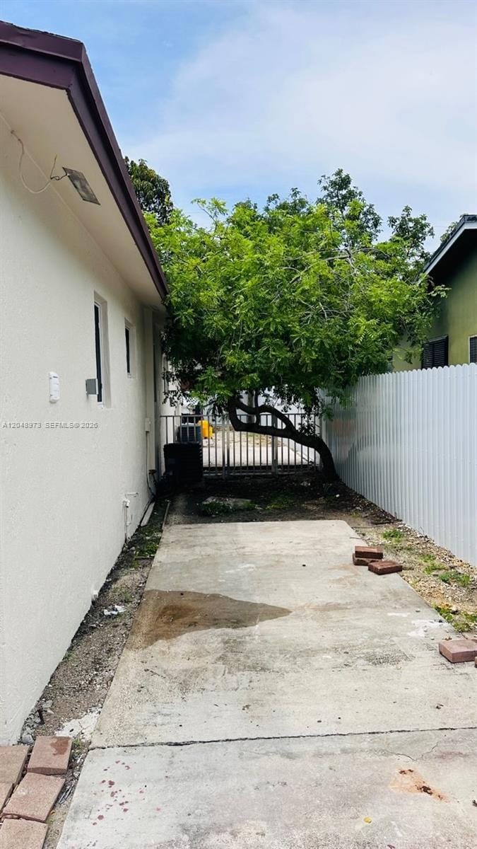 1097 NW 38th Street, Miami, FL 33127 photo 25