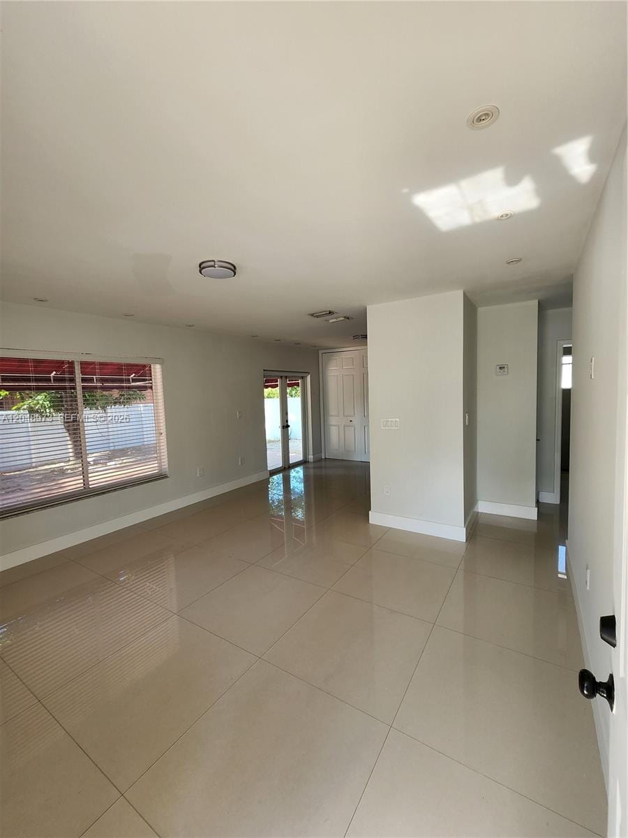 1097 NW 38th Street, Miami, FL 33127 photo 6