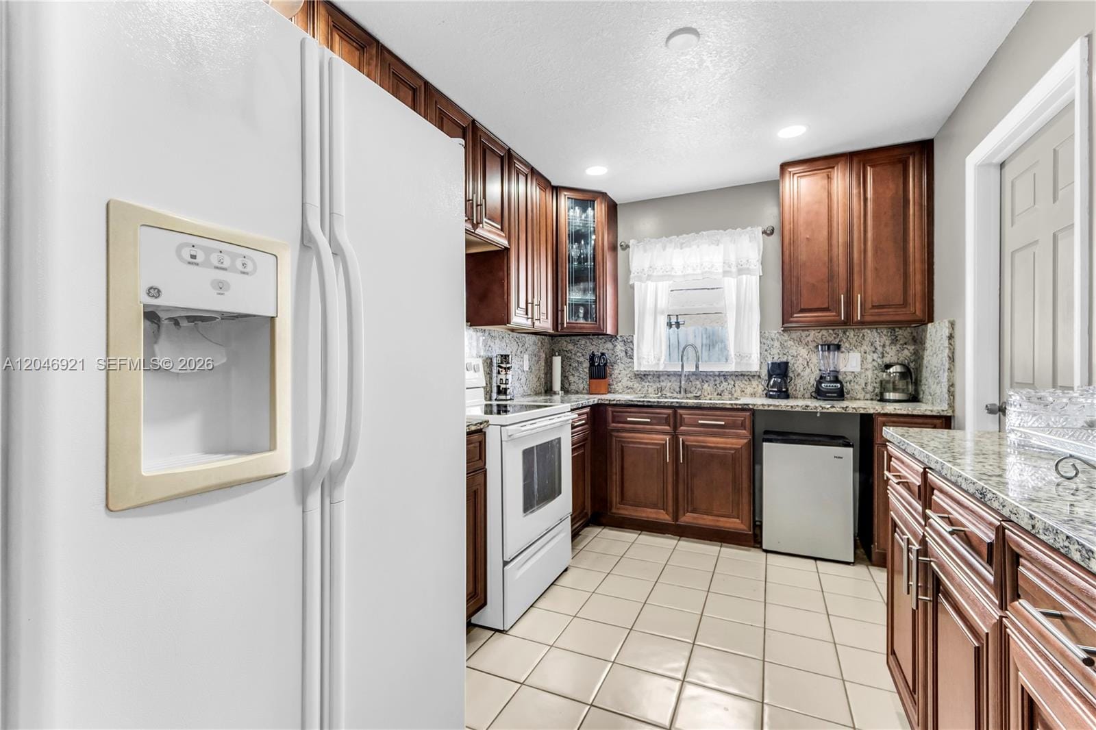 7421 SW 14th Court — photo 3