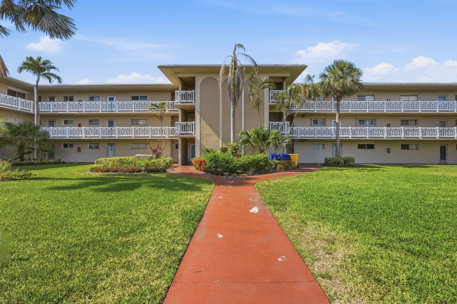 2606 Garden Drive S 305, Lake Worth, FL 33461
