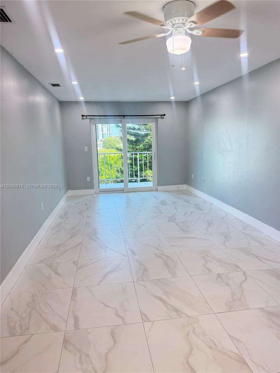 453 SW 2nd Street 306C, Miami, FL 33130 photo 3