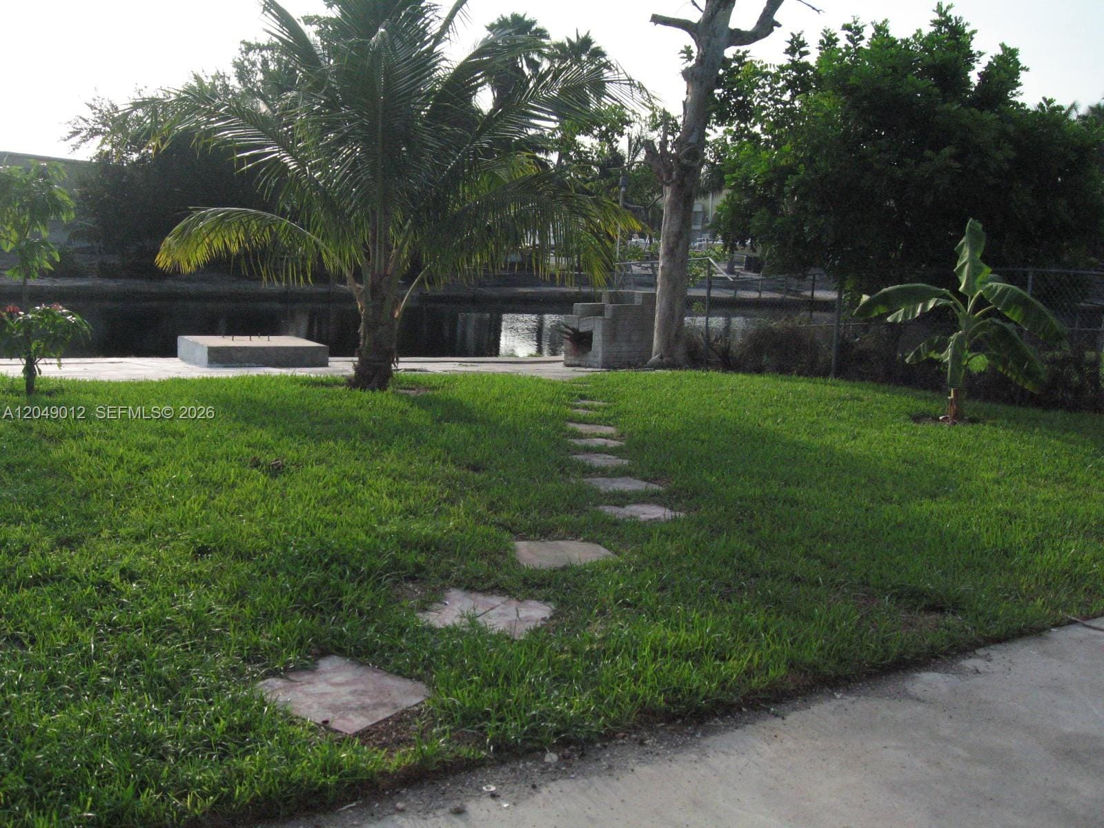 136 NW 14th Way ., Dania Beach, FL 33004