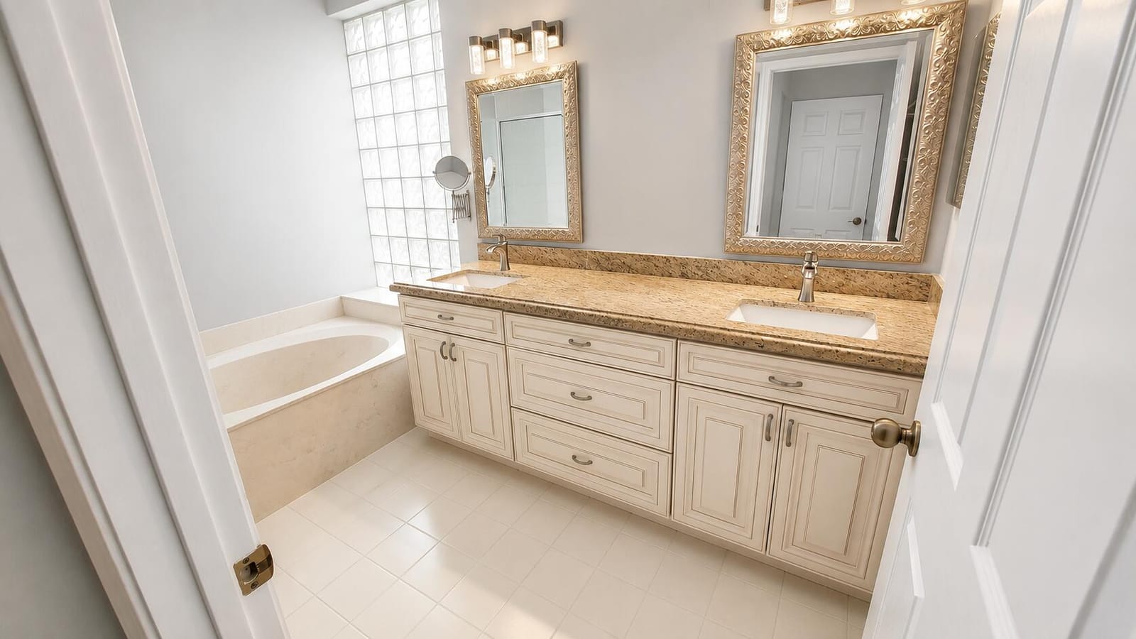 10139 Lexington Circle N, Boynton Beach, FL 33436 photo 13