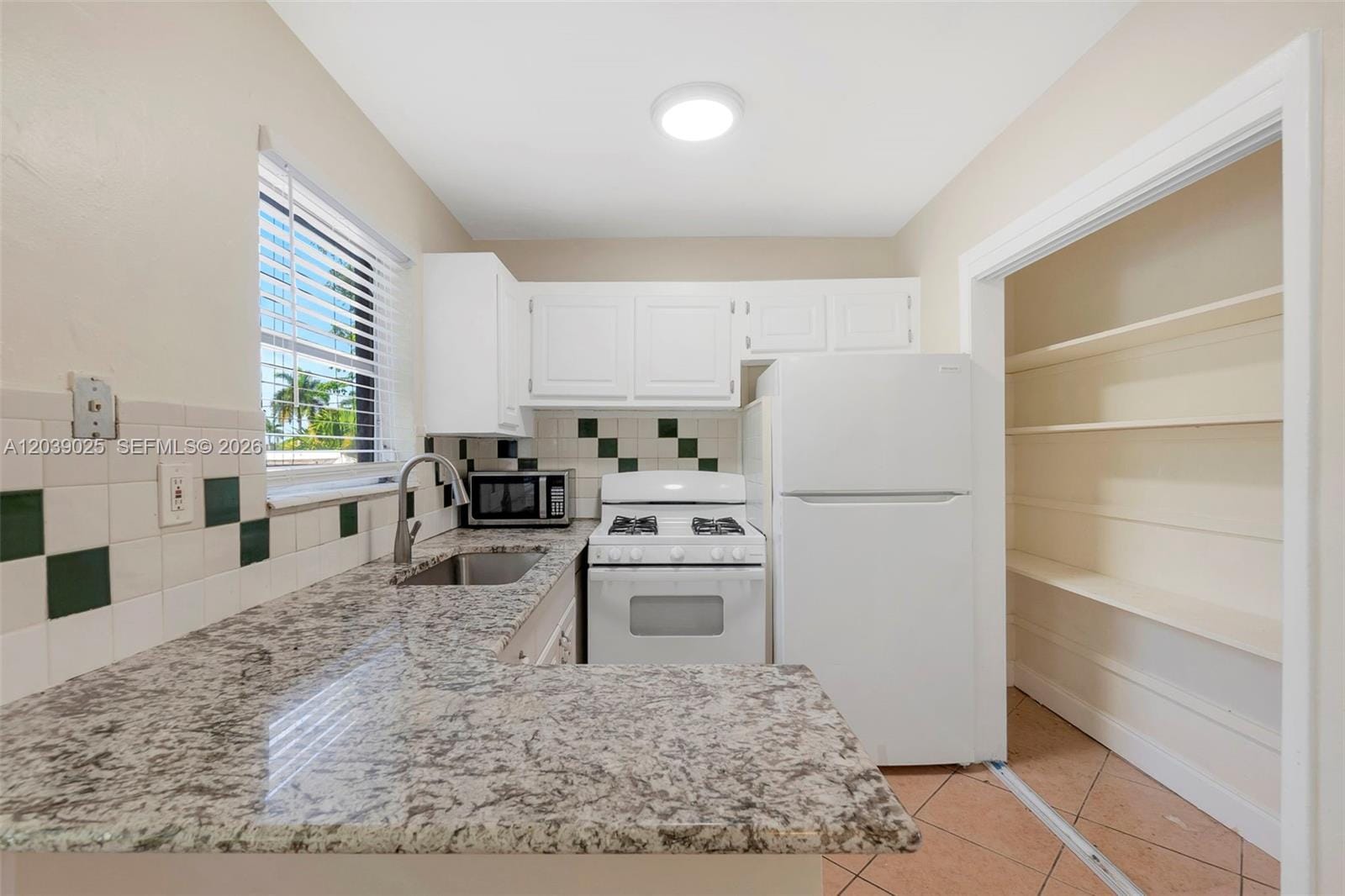 2211 NW 64th Avenue — photo 4