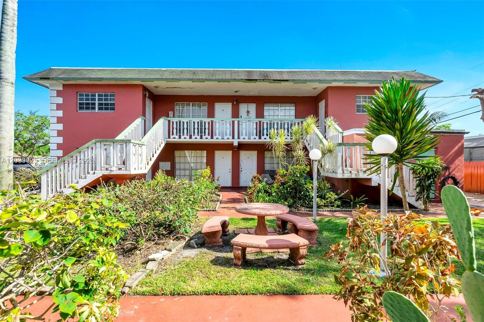 2211 NW 64th Avenue, Sunrise, FL 33313