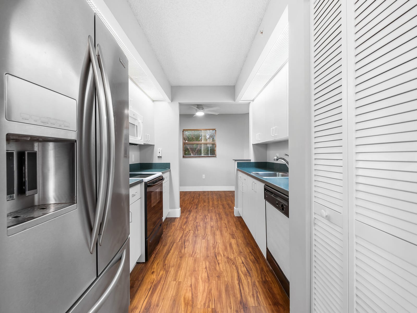 550 SW 137 Avenue L114, Pembroke Pines, FL 33027 photo 16