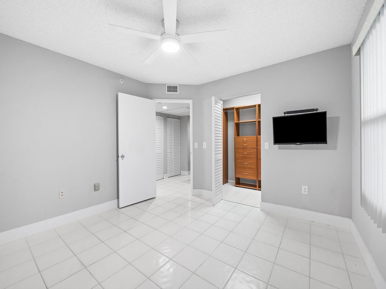 550 SW 137 Avenue L114, Pembroke Pines, FL 33027 photo 22