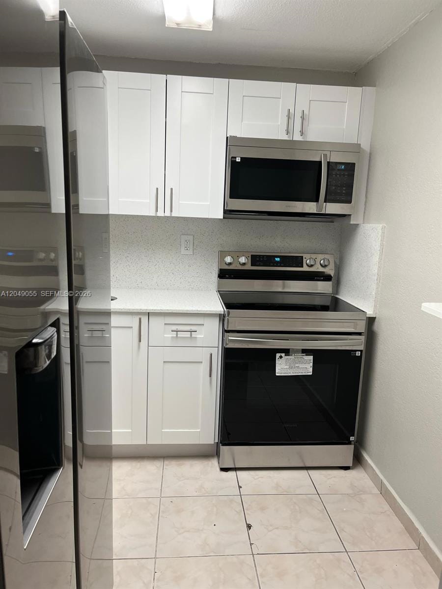 666 W 81st Street 318, Hialeah, FL 33014