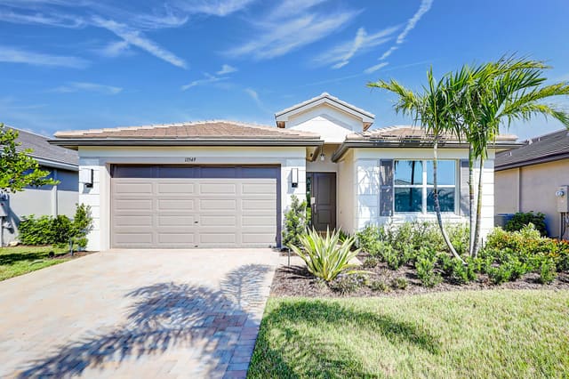 13549 SW Oceanus Boulevard, Port St. Lucie, FL 34987