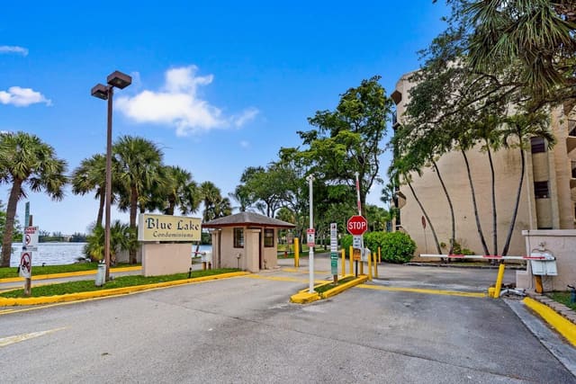 3370 Beau Rivage Drive 2t, Pompano Beach, FL 33064