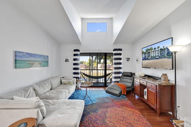 1008 Green Pine Boulevard D3, West Palm Beach, FL 33409
