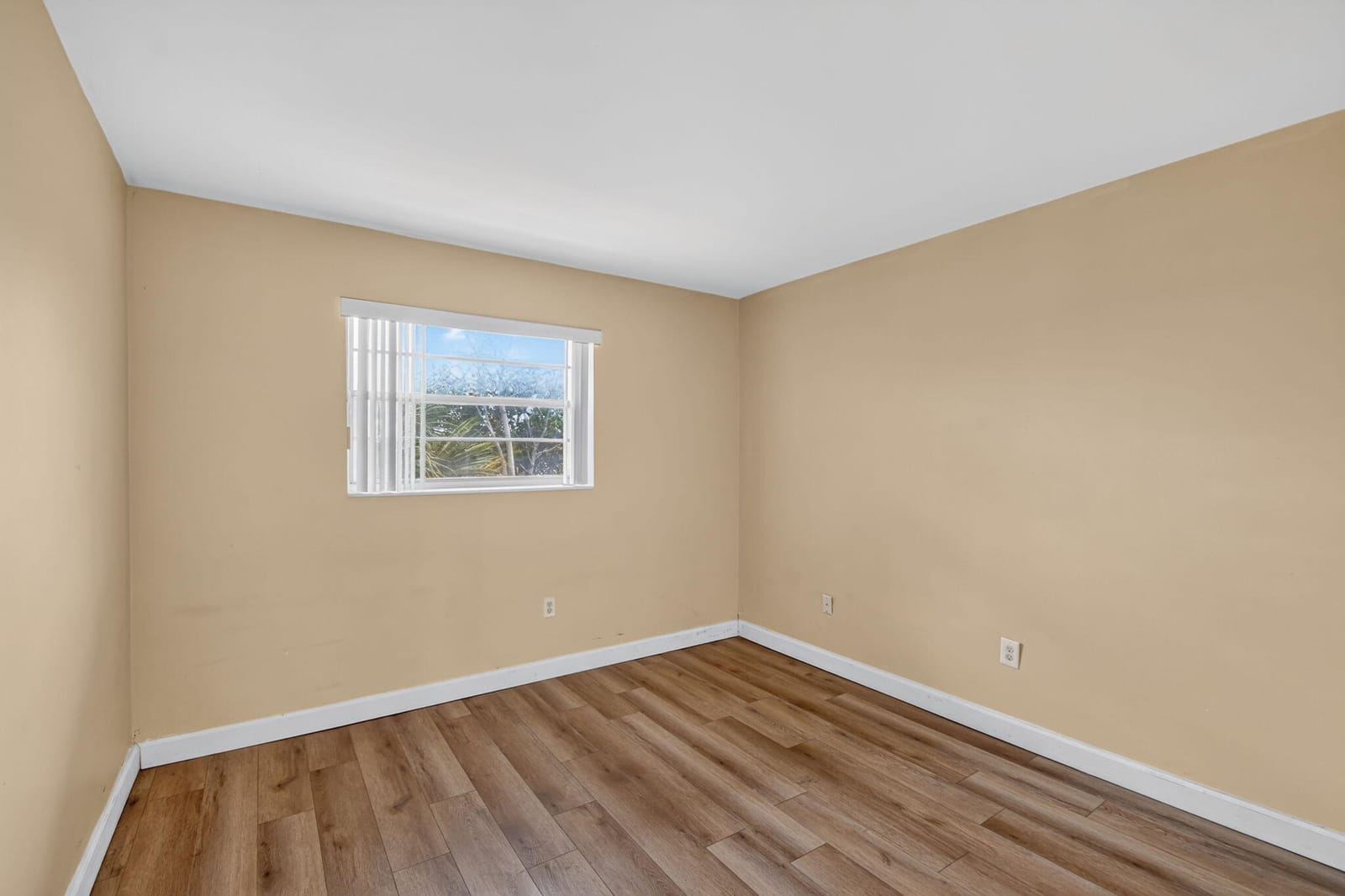 1505 Crescent Circle B24, Lake Park, FL 33403 photo 27