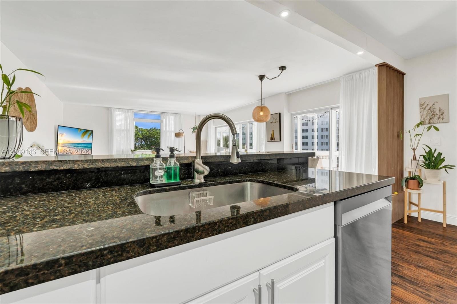 3800 Hillcrest Drive 422, Hollywood, FL 33021 photo 9
