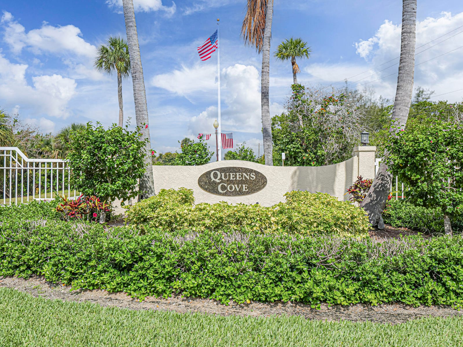 116 Queen Christina Court, Fort Pierce, FL 34949 photo 2