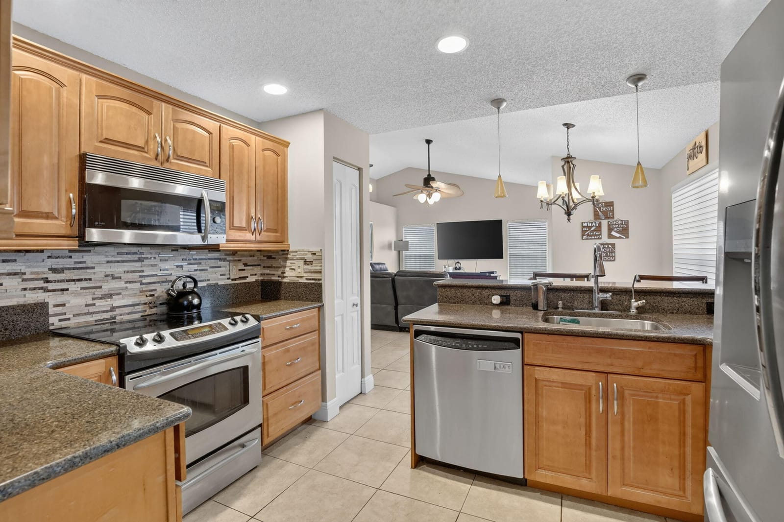 2640 Millwood Court, Davie, FL 33328 photo 13