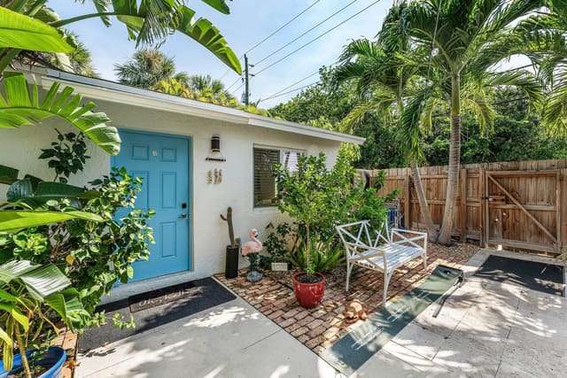 334 NE 7th Avenue, Delray Beach, FL 33483