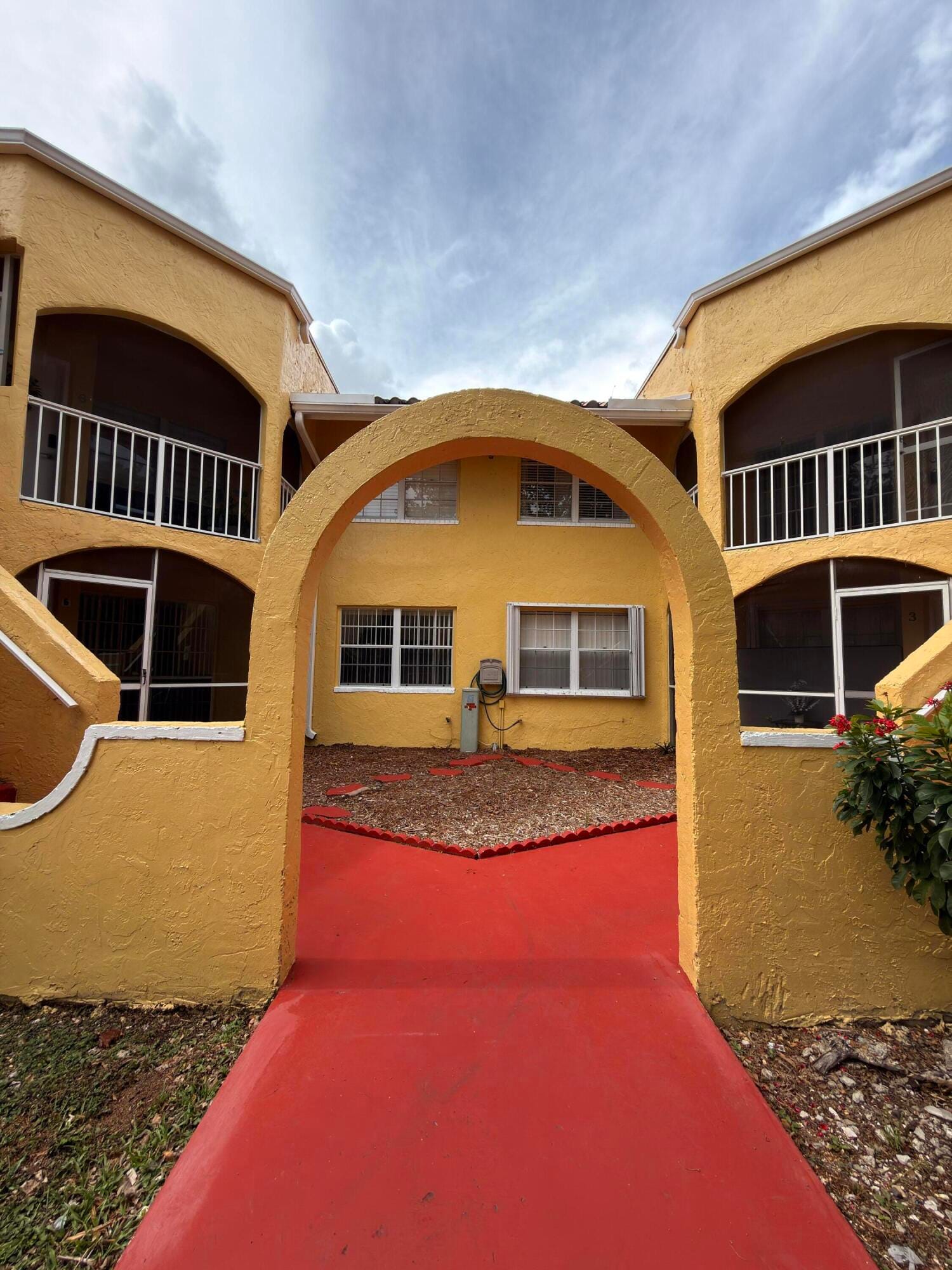 15605 SW 74th Cir Drive 4, Miami, FL 33193