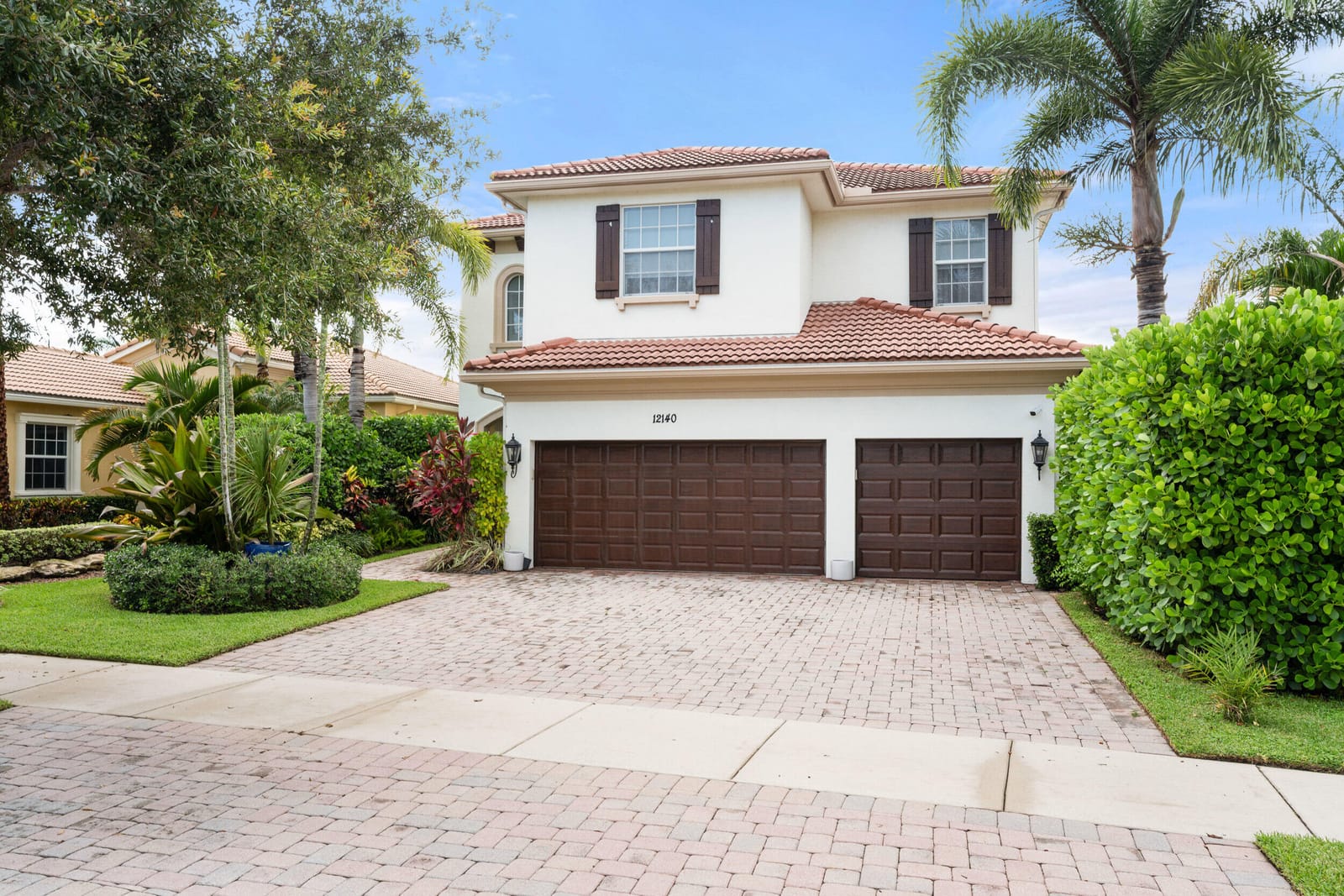 12140 Aviles Circle — photo 2