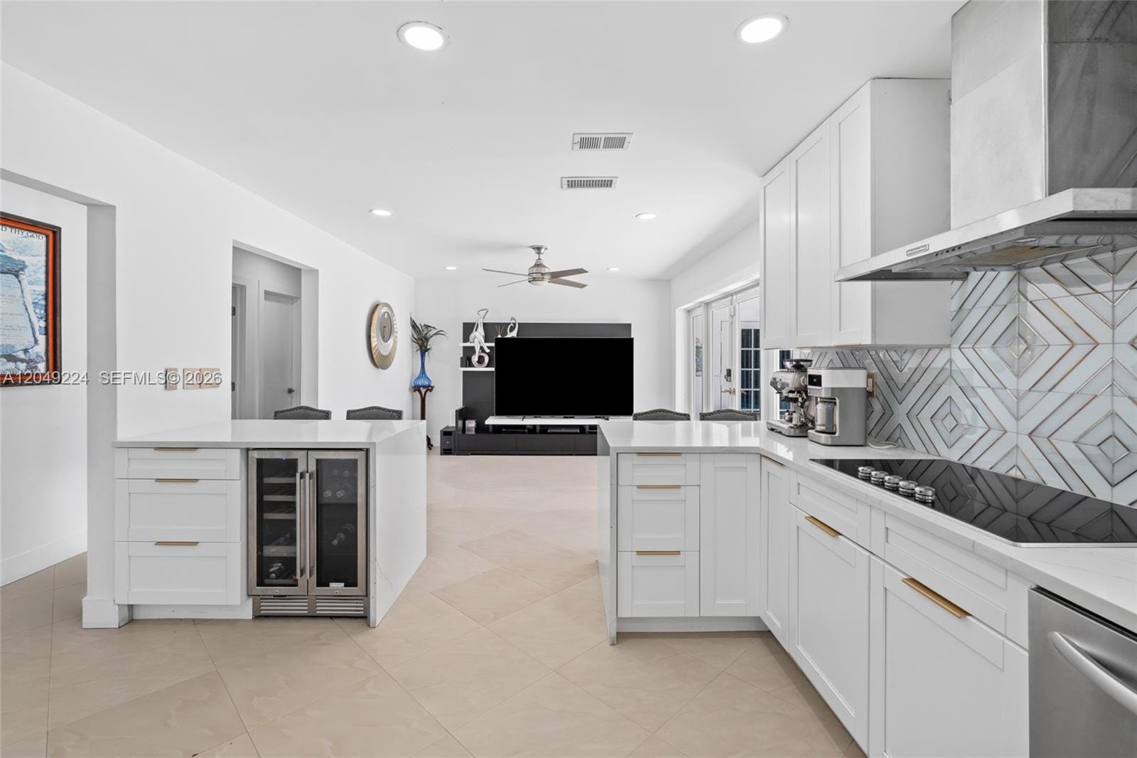 20235 Highland Lakes Boulevard, Miami, FL 33179 photo 15