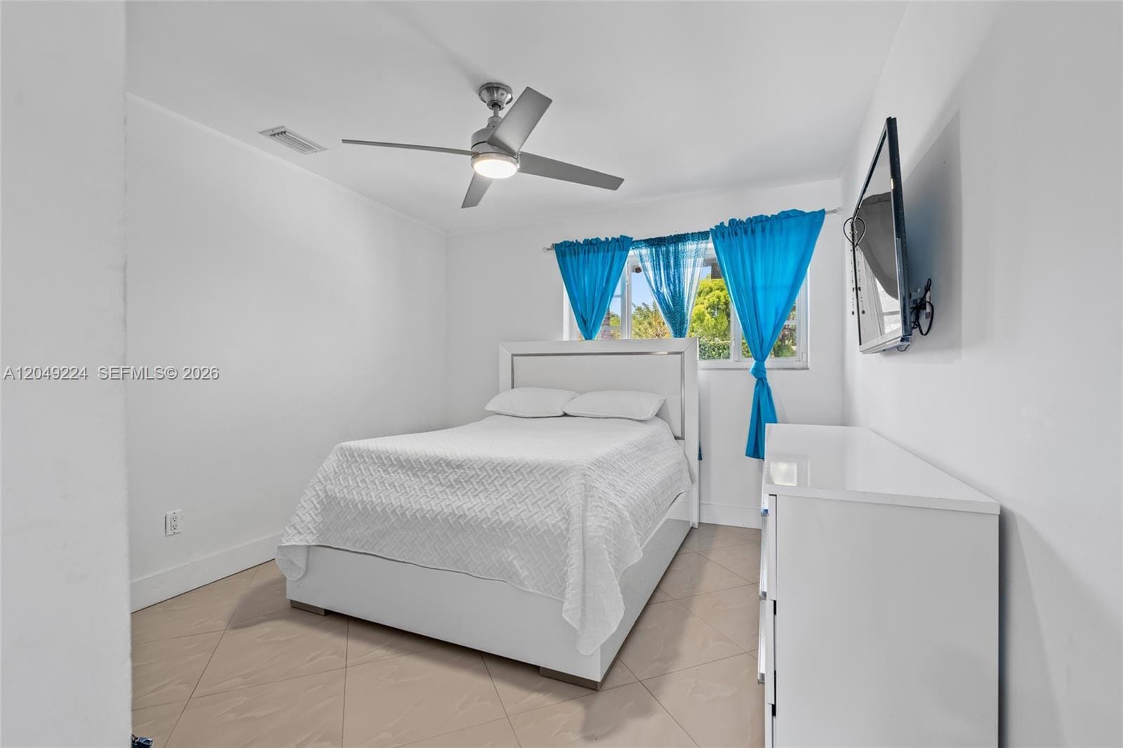 20235 Highland Lakes Boulevard, Miami, FL 33179 photo 30