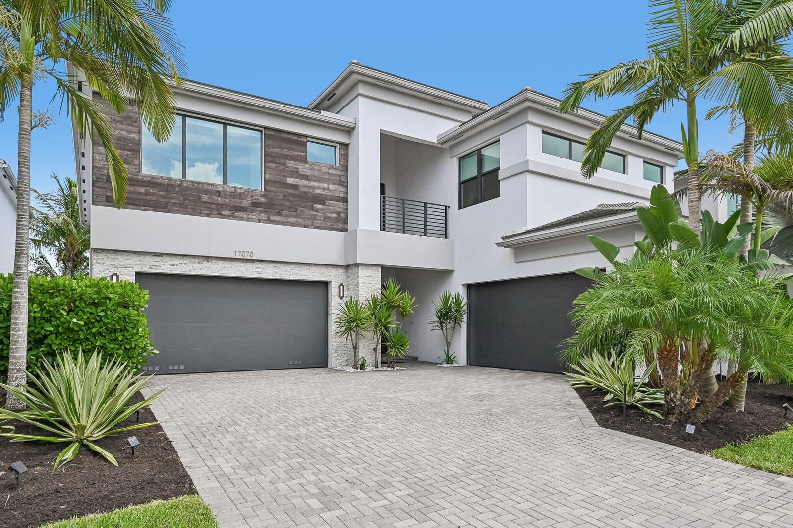17070 Rainbow Fls Trail, Boca Raton, FL 33496
