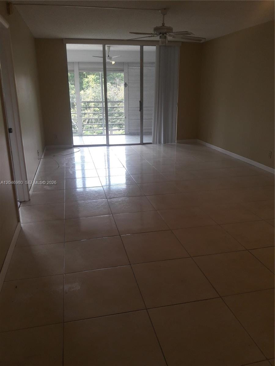3099 NW 48th Avenue 362 — photo 2