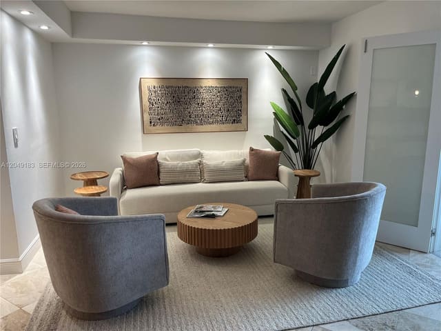 2301 Collins Avenue 731, Roney Palace, Miami Beach, FL