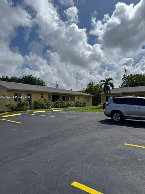 16190 NE 19th Place 9, North Miami Beach, FL 33162