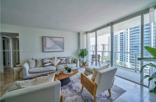 5900 Collins Avenue 1406, Miami Beach, FL 33140