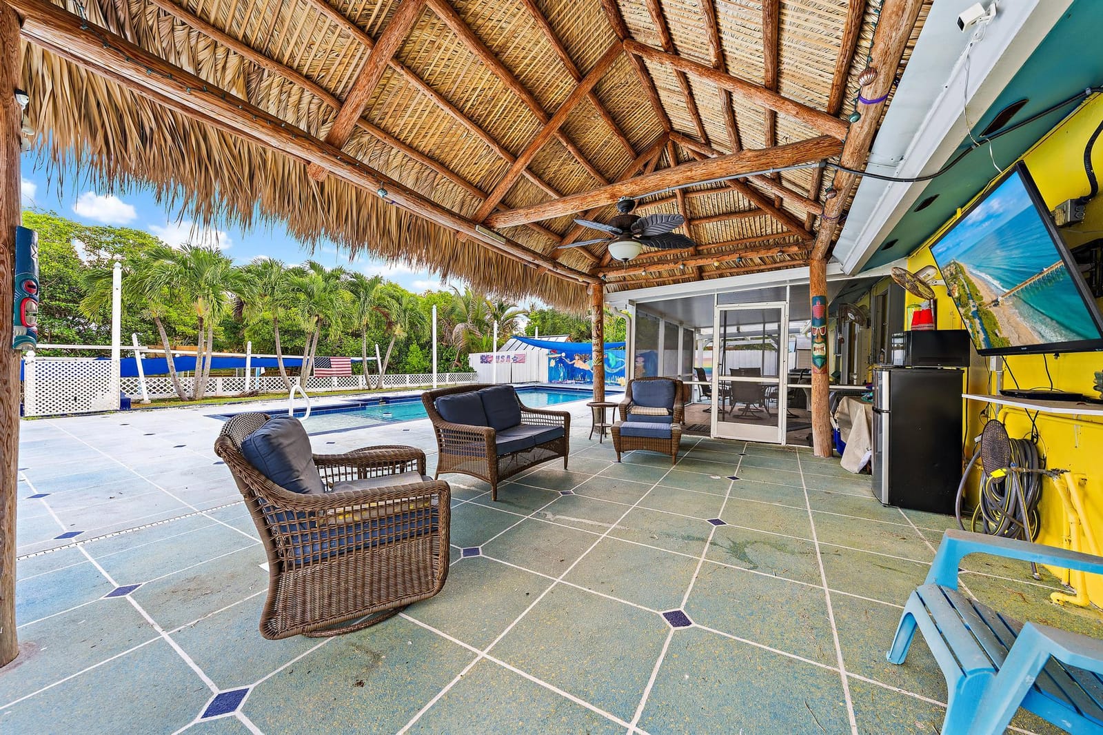 1005 Mohawk Street, Jupiter, FL 33458 photo 2