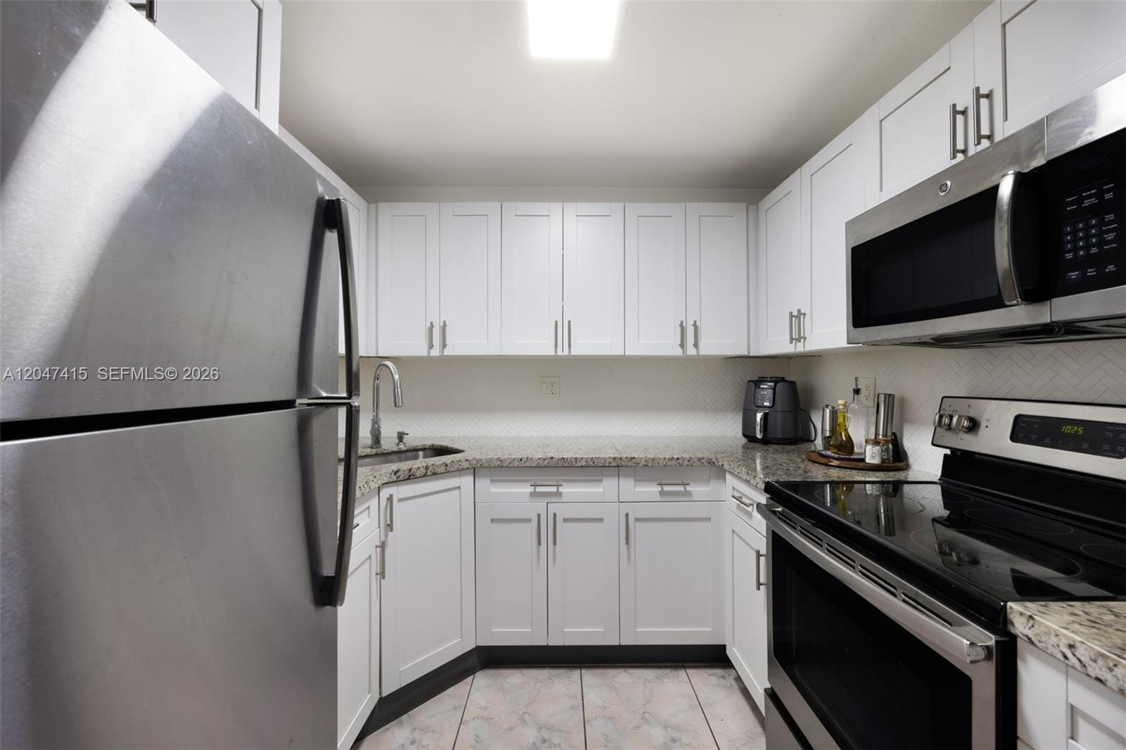 1300 SW 122nd Avenue 411B-2, Miami, FL 33184 photo 8