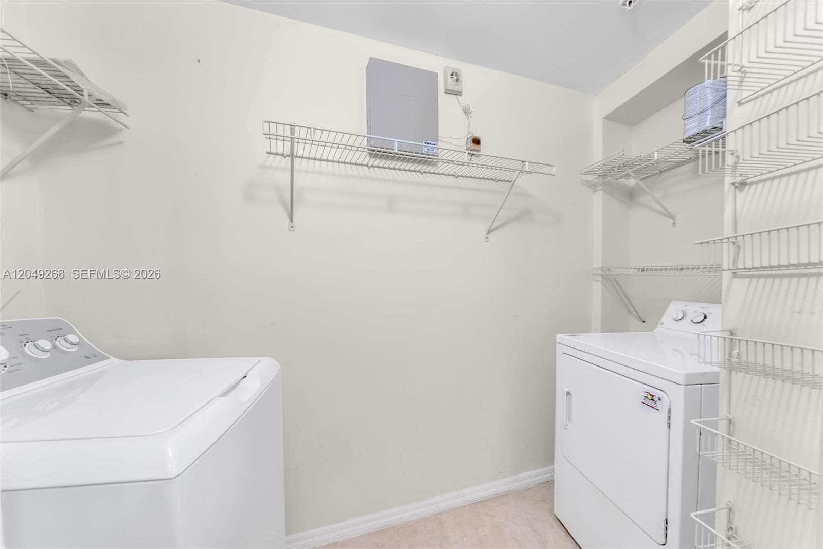 2421 NE 65th Street 403, Fort Lauderdale, FL 33308 photo 11