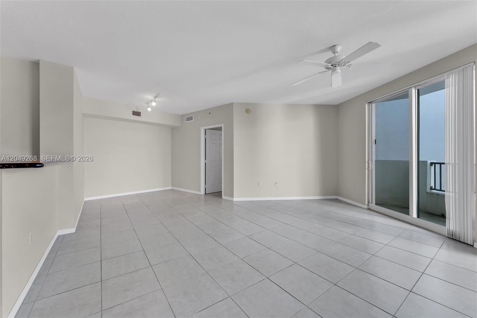 2421 NE 65th Street 403, Fort Lauderdale, FL 33308 photo 13