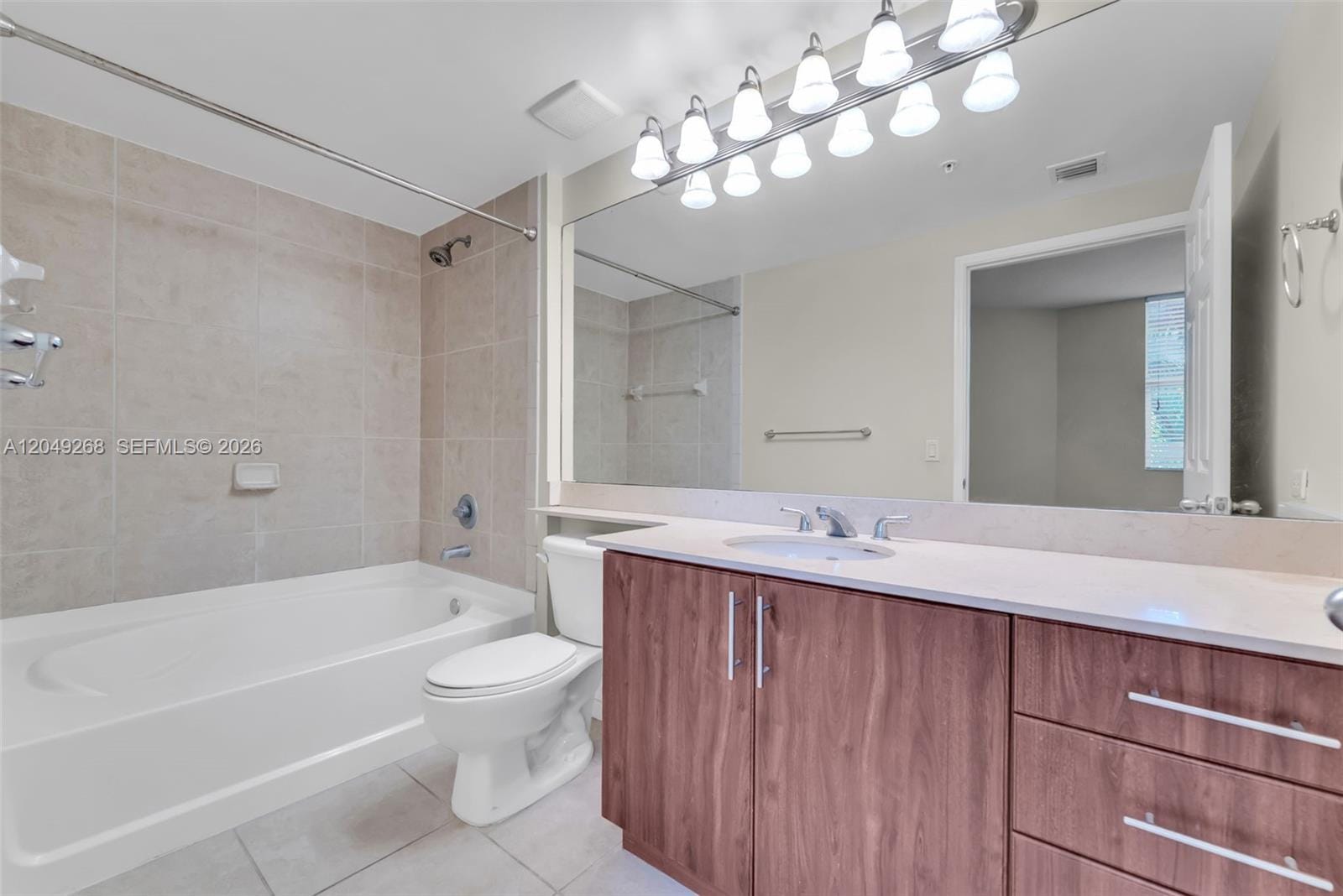 2421 NE 65th Street 403, Fort Lauderdale, FL 33308 photo 25
