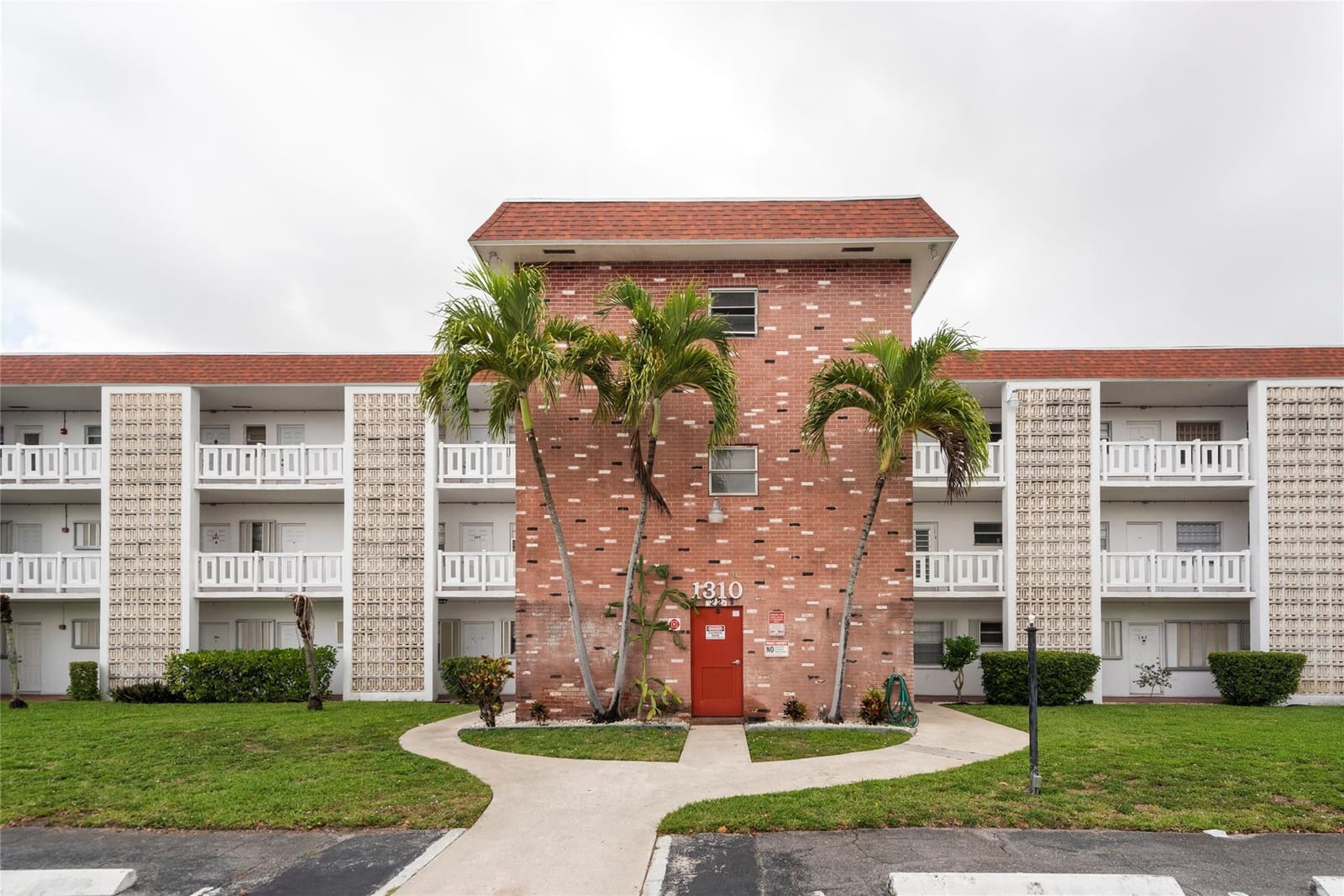 1310 NW 43rd Avenue 309, Lauderhill, FL 33313 photo 17