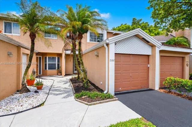 7102 Woodmont Way, Cypress At Woodmont, Tamarac, FL