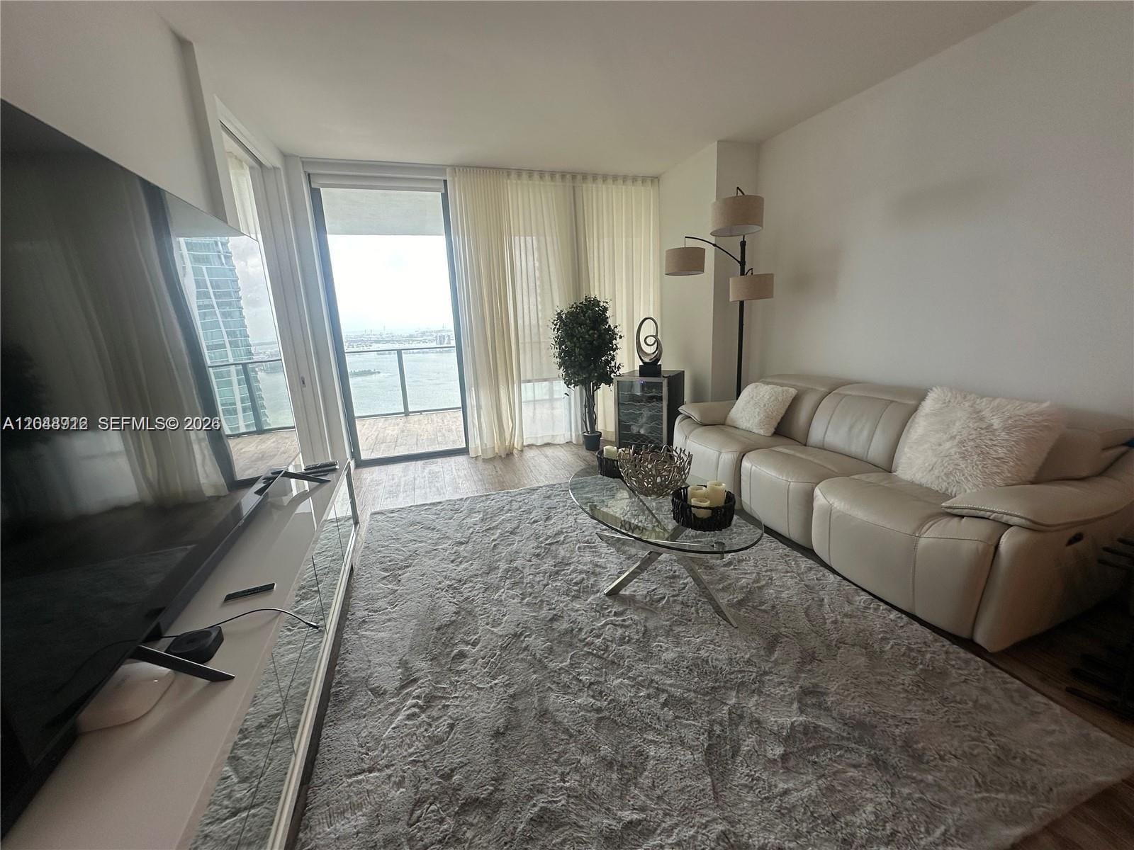 650 NE 32nd Street 4205 — photo 8