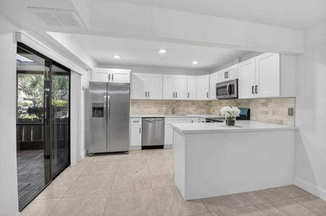717 NW 29th Avenue B, Delray Beach, FL 33445