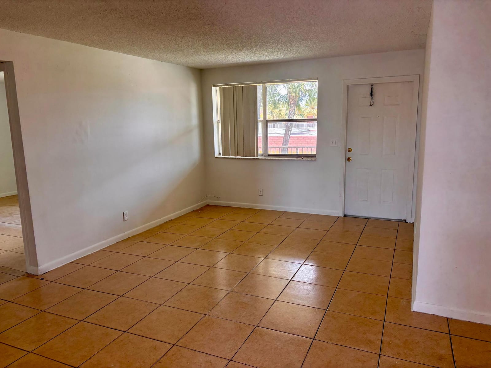 850 E Commercial Boulevard 223c — photo 12