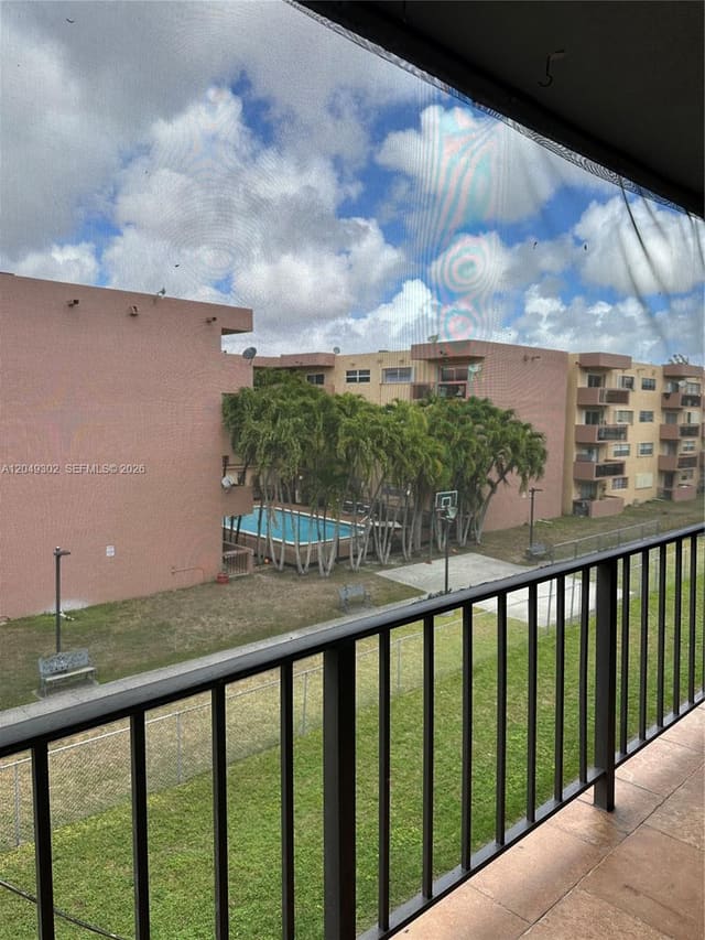 399 NW 72nd Avenue 310, Miami, FL 33126